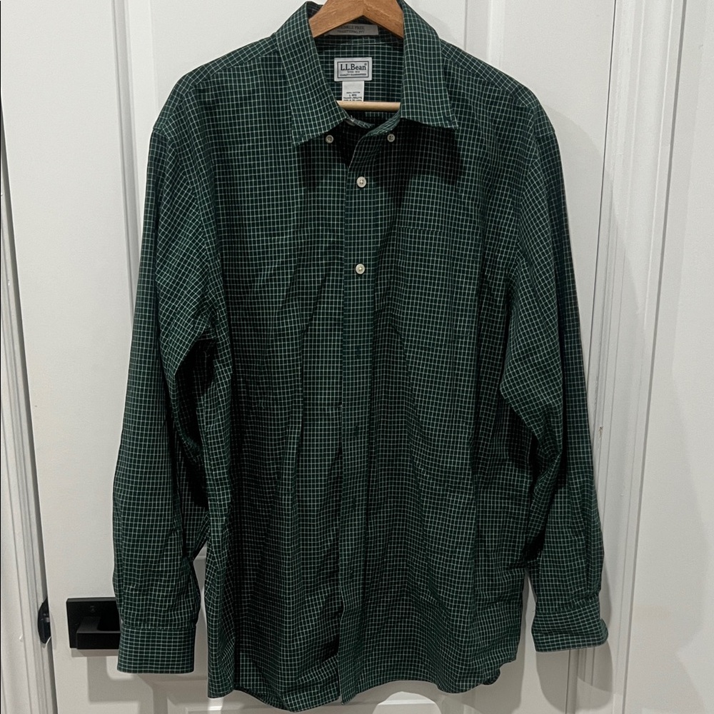 L.L. Bean Men's Dark Green Winkle Free‎ Traditional Fit Button-Down Shirt Size L